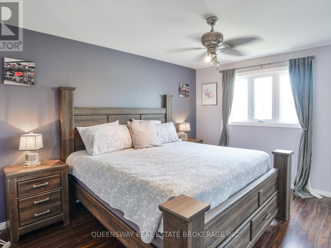 10 LEWIS DRIVE, Orillia