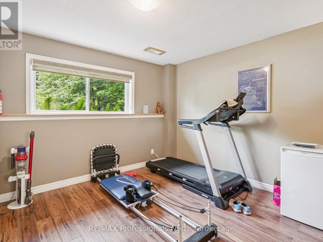57 YONGE STREET S, 