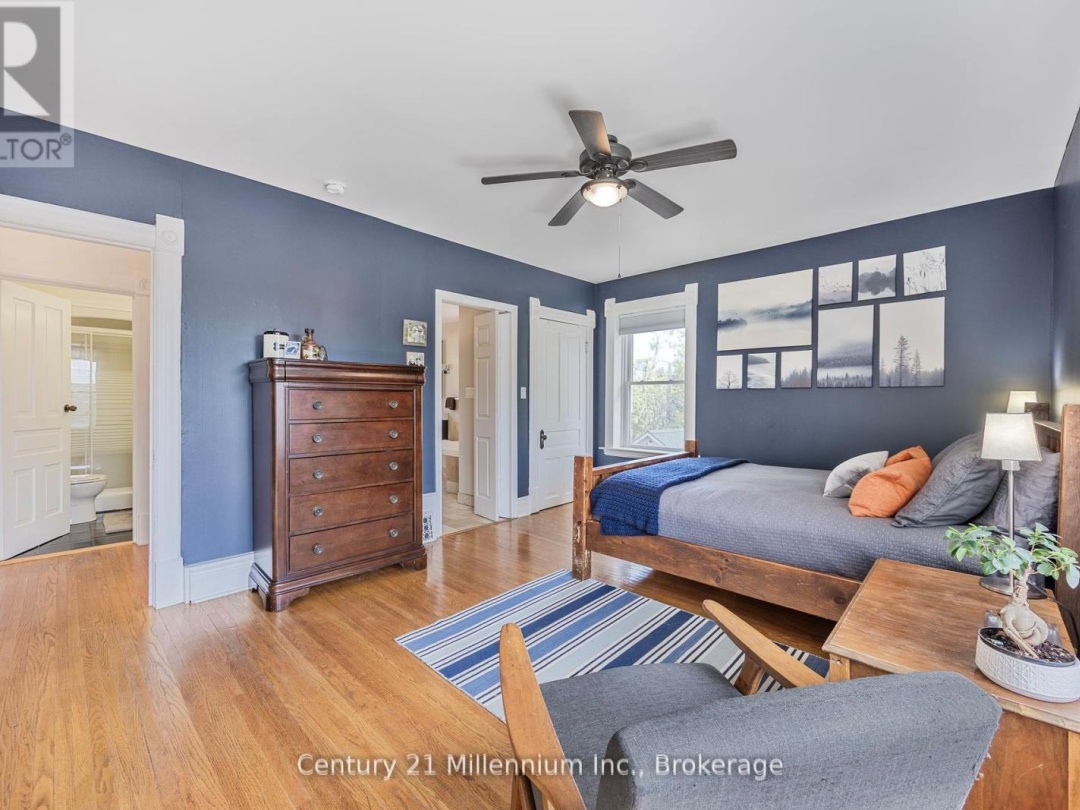 100 MATCHEDASH STREET N, 