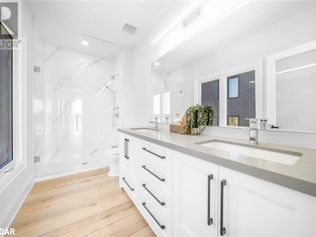 3331 ST GEORGE Boulevard, St. George Lake