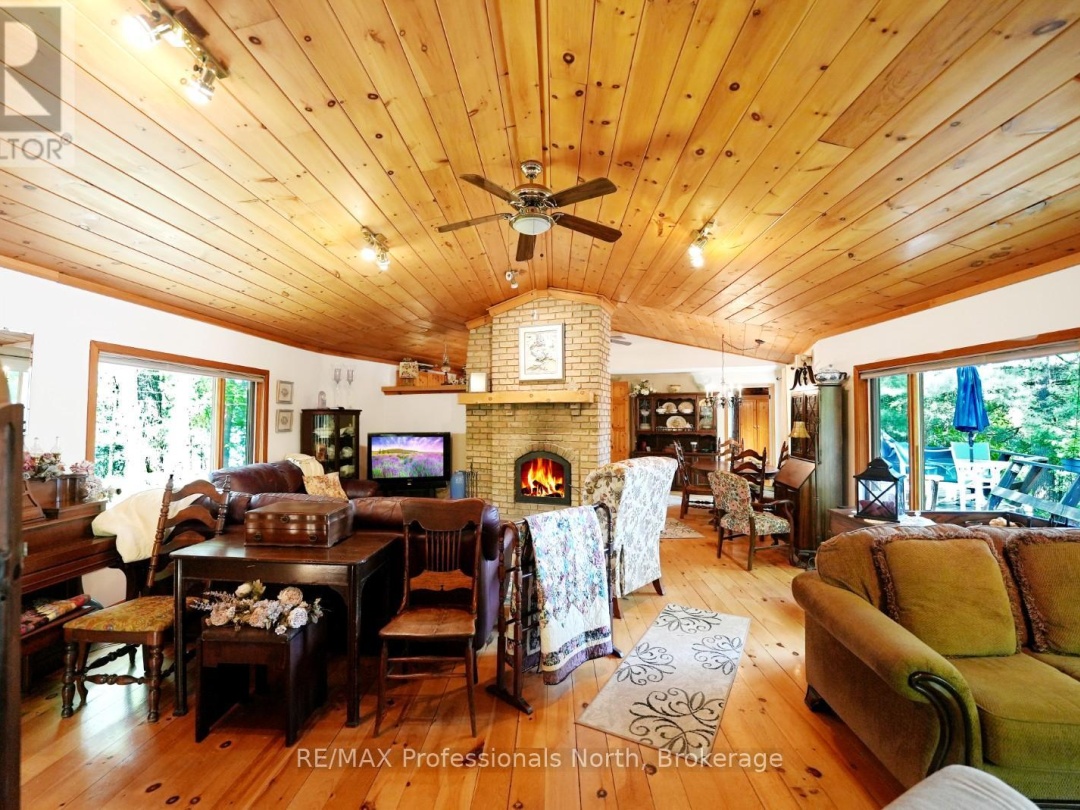 1191 Enterprise Drive, Contau Lake