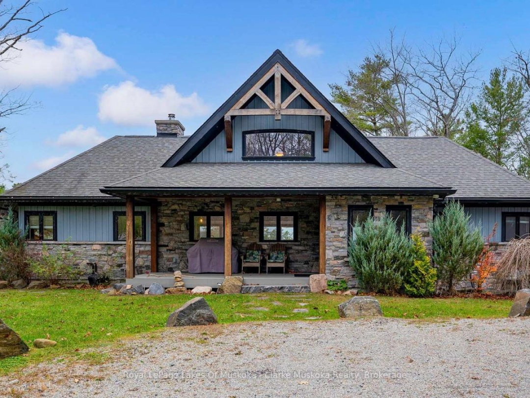3298 Seydel Lane, Gloucester Pool