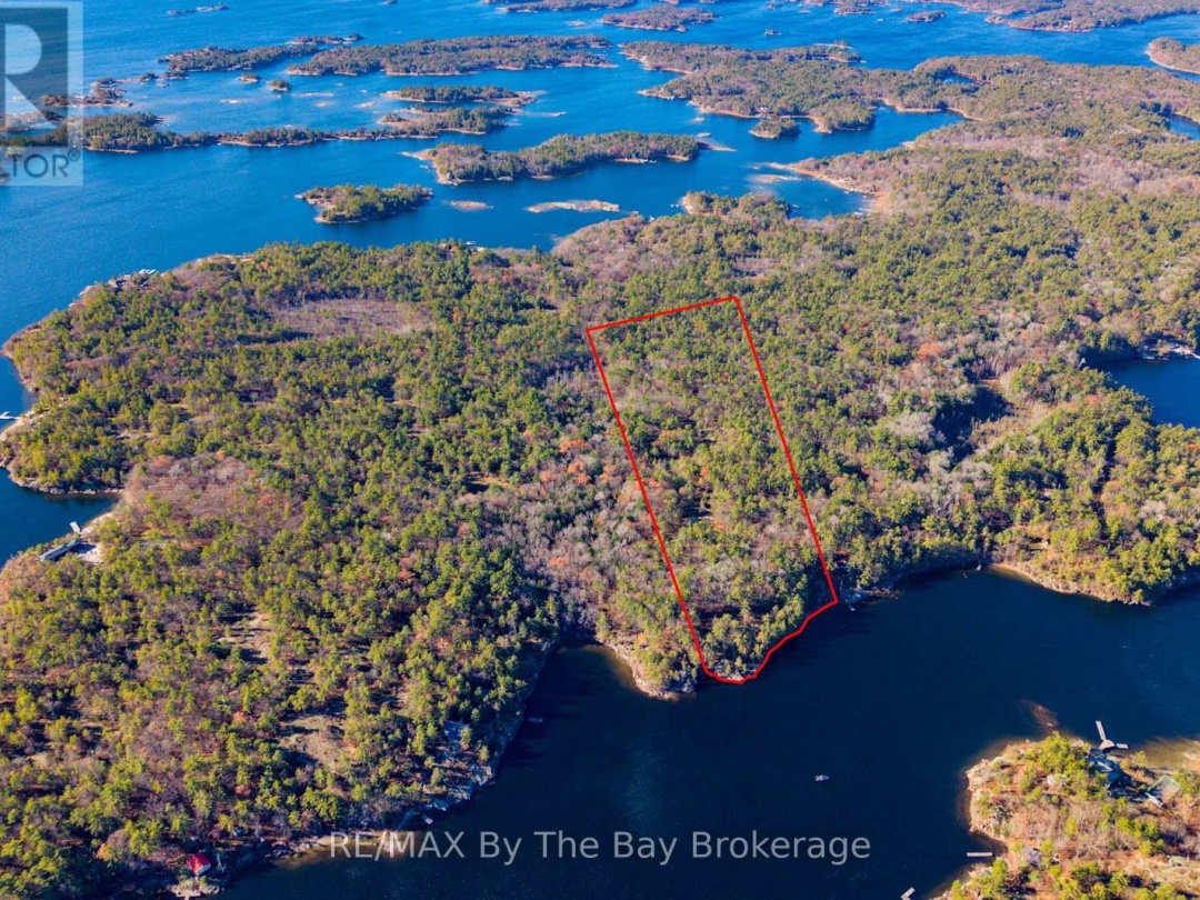 3220 IS 1810 / BONE IS, Georgian Bay