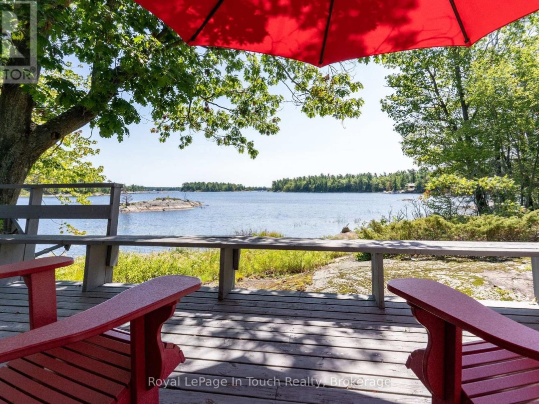 6980 ISLAND 1810, 