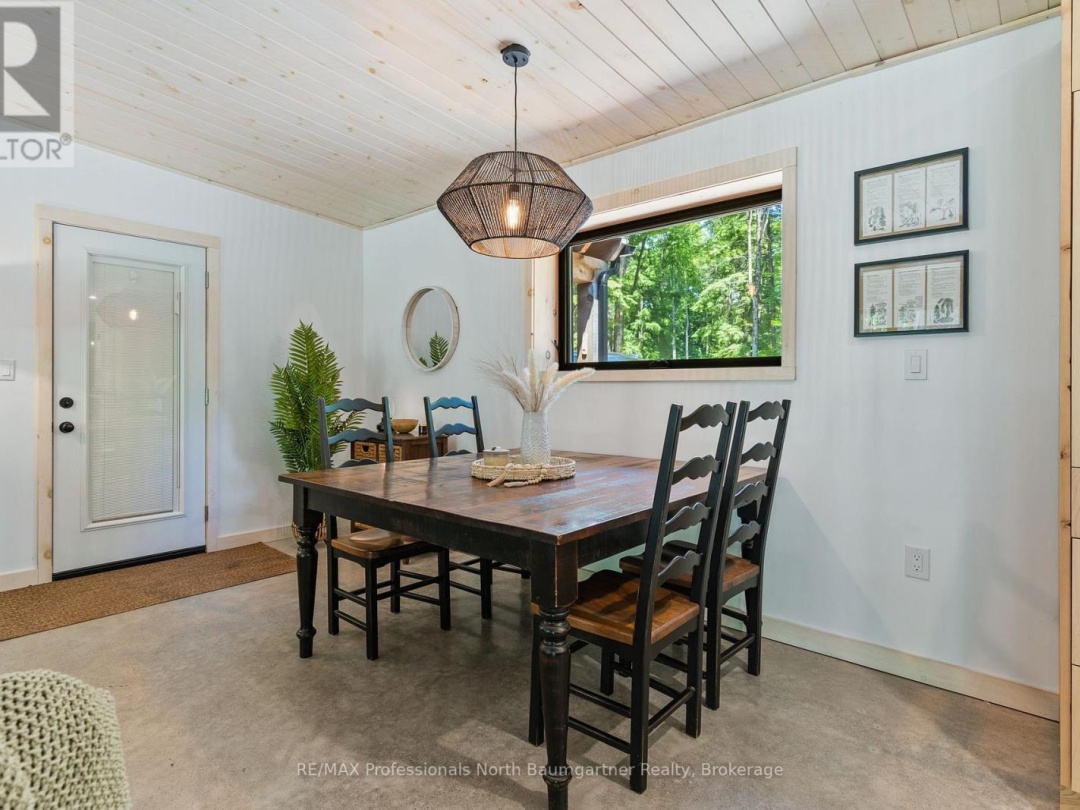 1592 BUCKSLIDE ROAD, 