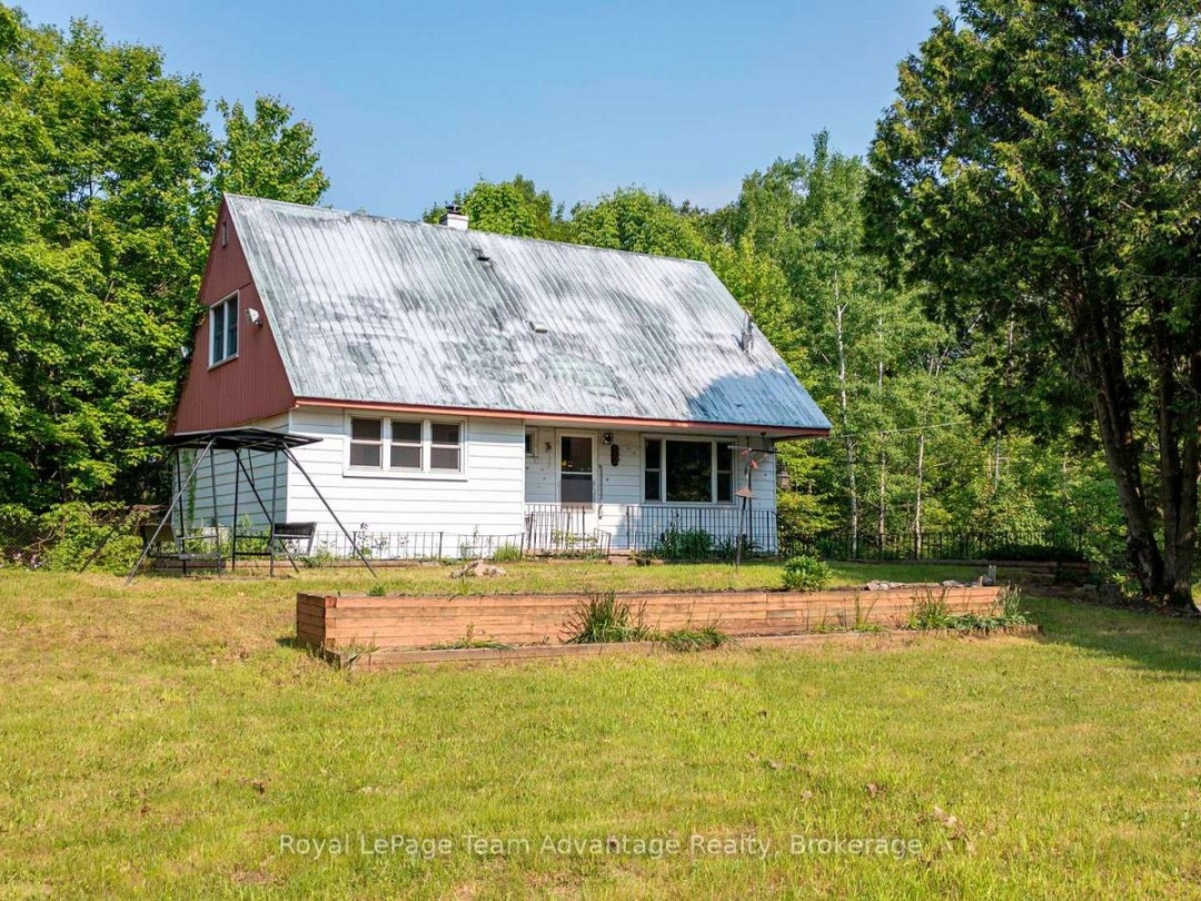 100 PARRY SOUND DRIVE, 