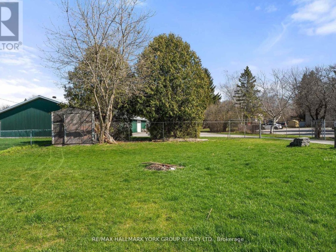 397 Mara Road, Lake Simcoe