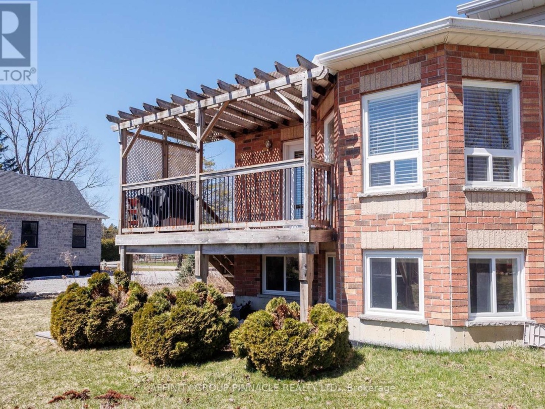 36 BALL AVENUE E, Talbot River