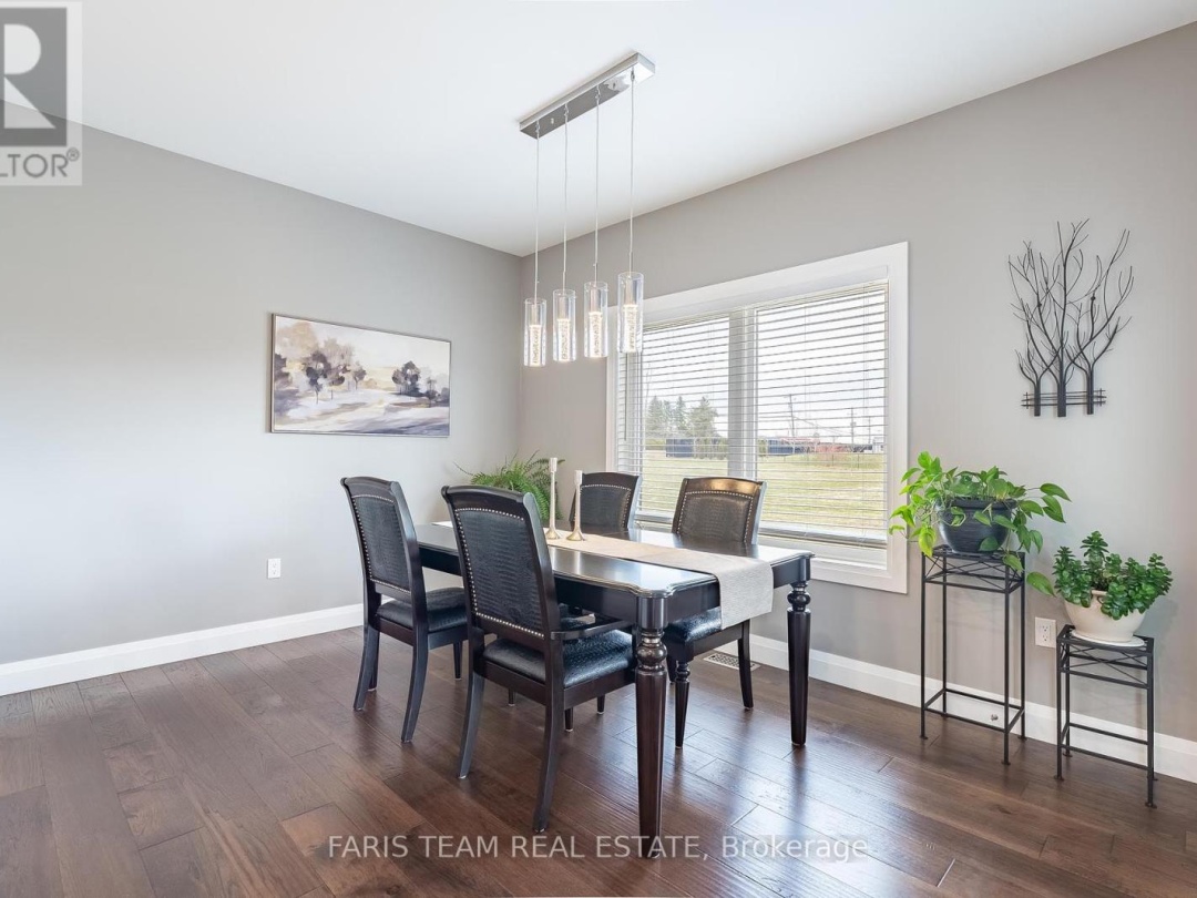 5 Breanna Boulevard, Oro-Medonte (Prices Corners)