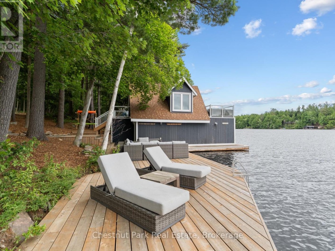44 MILLER ISLAND, 