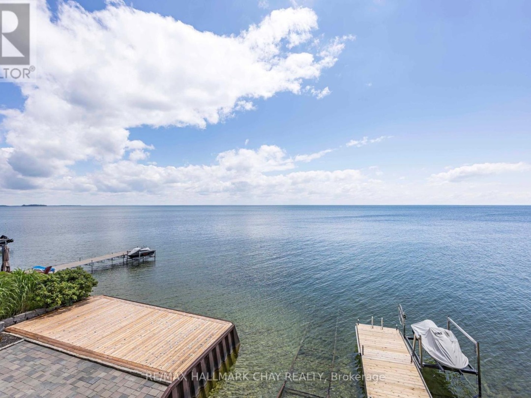 1125 WOODLAND DRIVE, Lake Simcoe