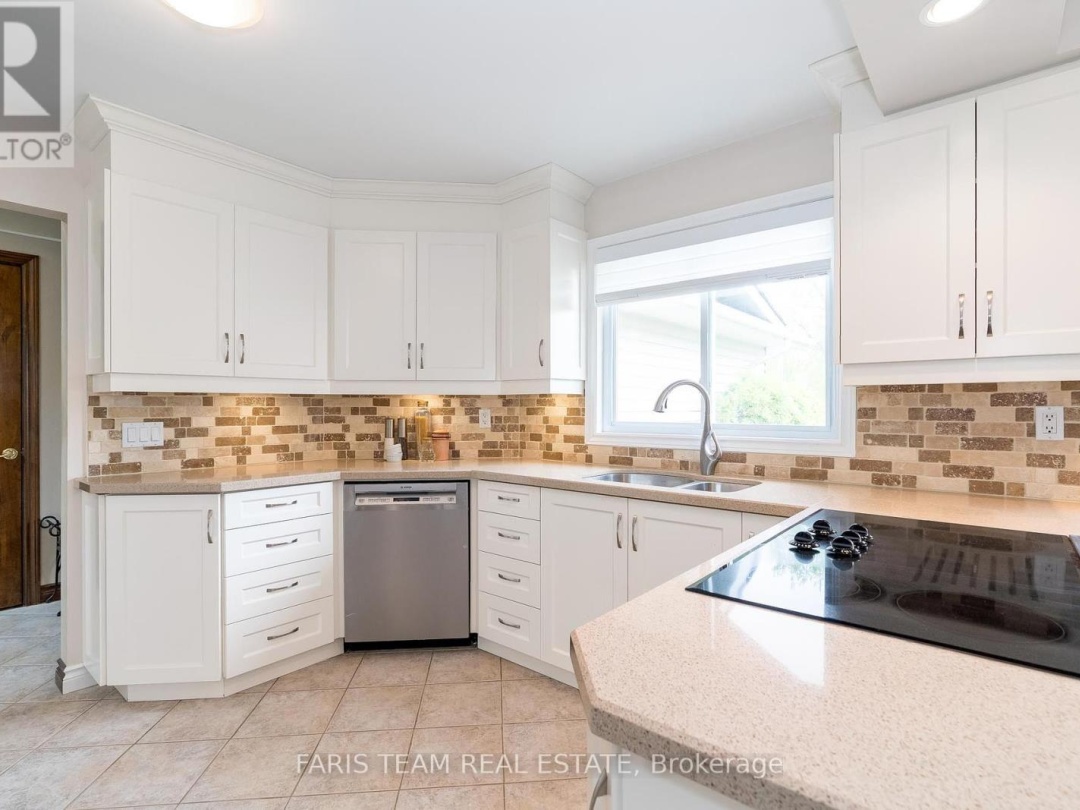 18 Turtle Path, Lake Simcoe