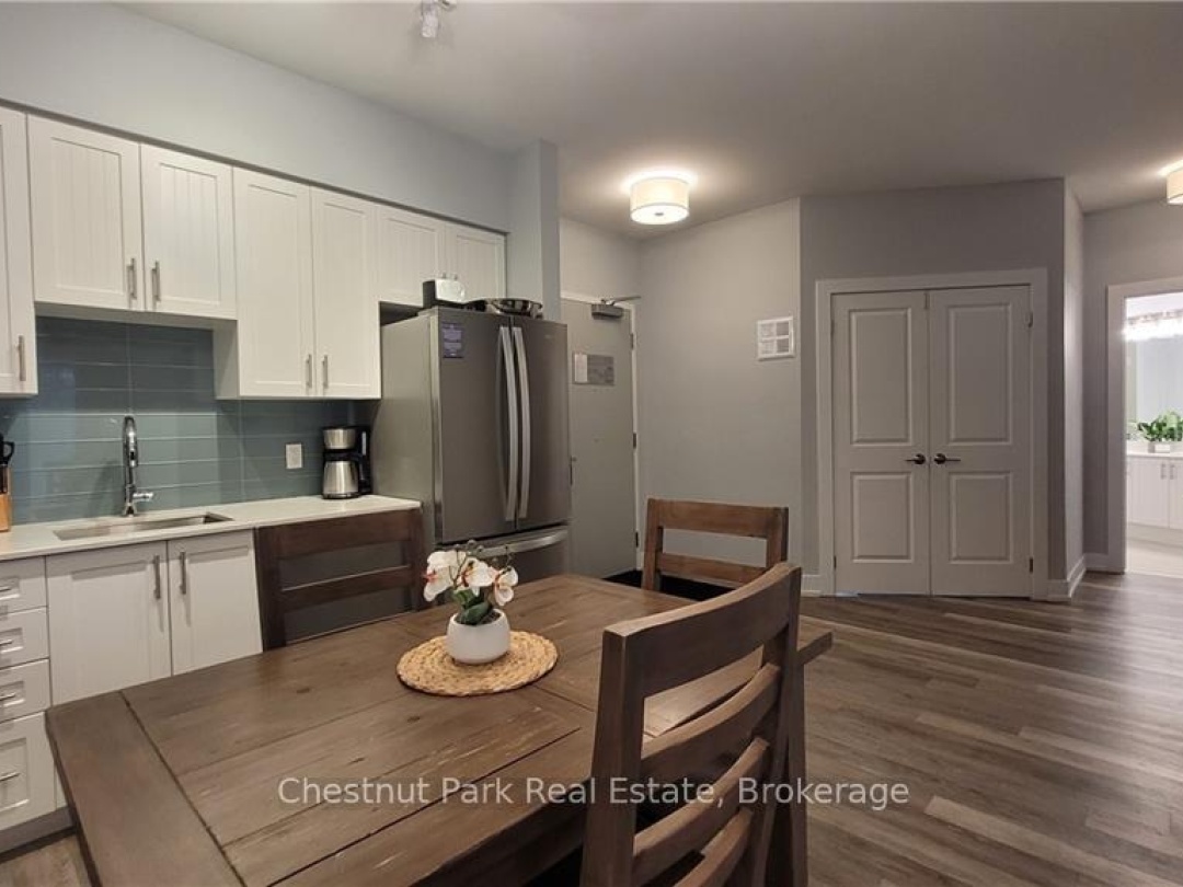 330 - 25 PEN LAKE POINT ROAD, 