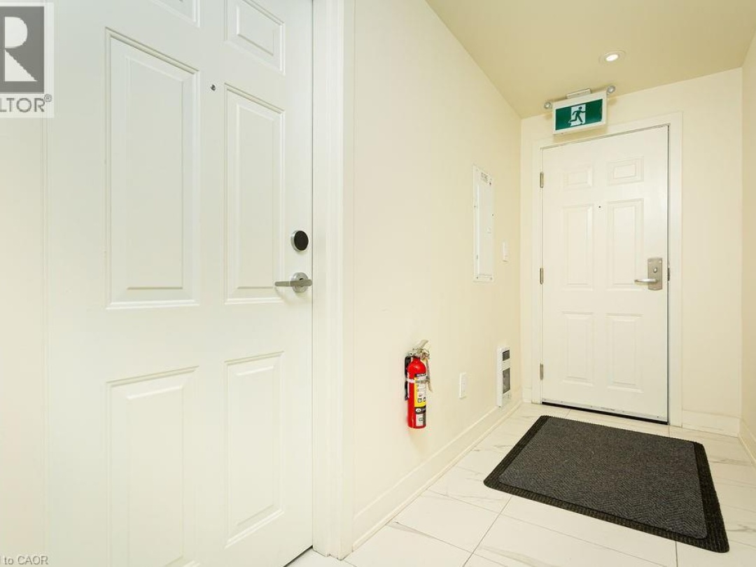 1869 MUSKOKA 118 Road W Unit# BTV-105, 