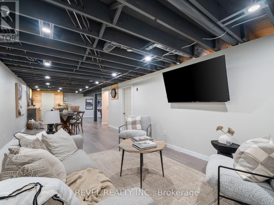 595 HICKORY BEACH ROAD, 