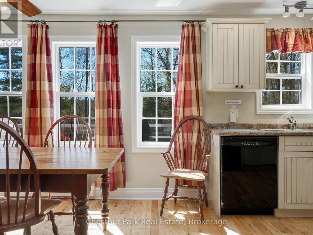 116 1 1052 Rat Bay Road, Lake Of Bays
