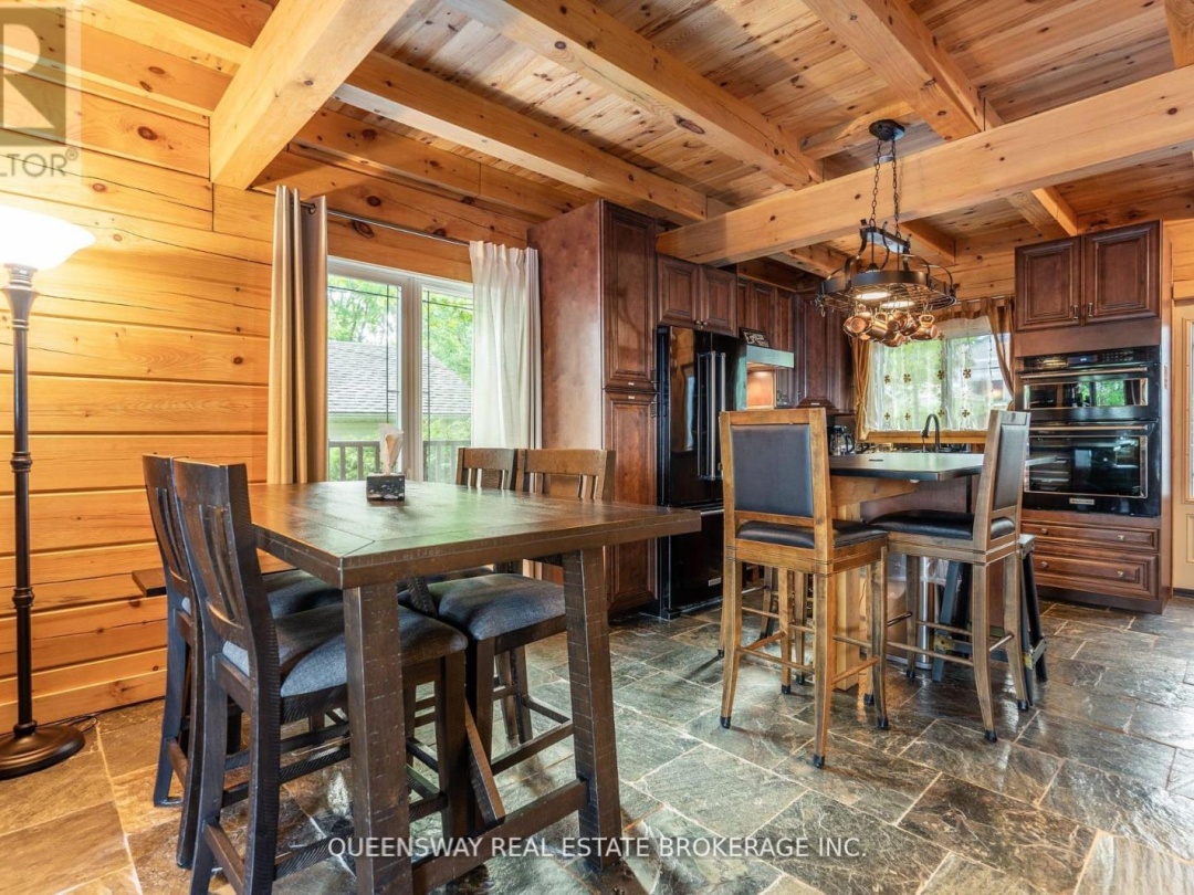 1280 BLACK BEACH LANE, Dalrymple-south Lake