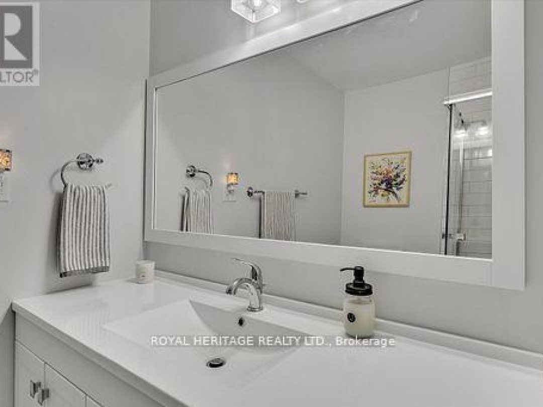 111 Beehive Drive, Sturgeon Lake