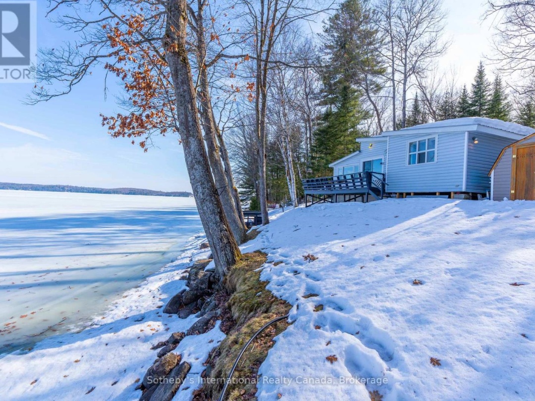 1028 Hillcrest Lane, Halls Lake