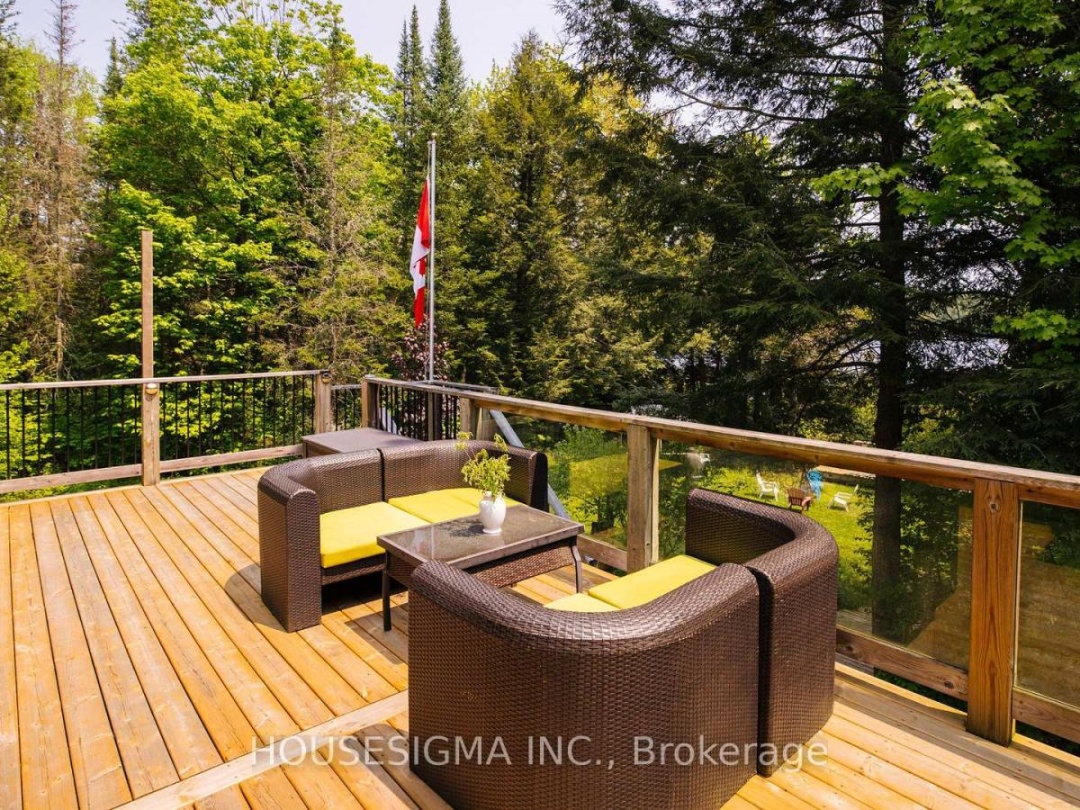 1208 Minnow Drive, Kennisis Lake