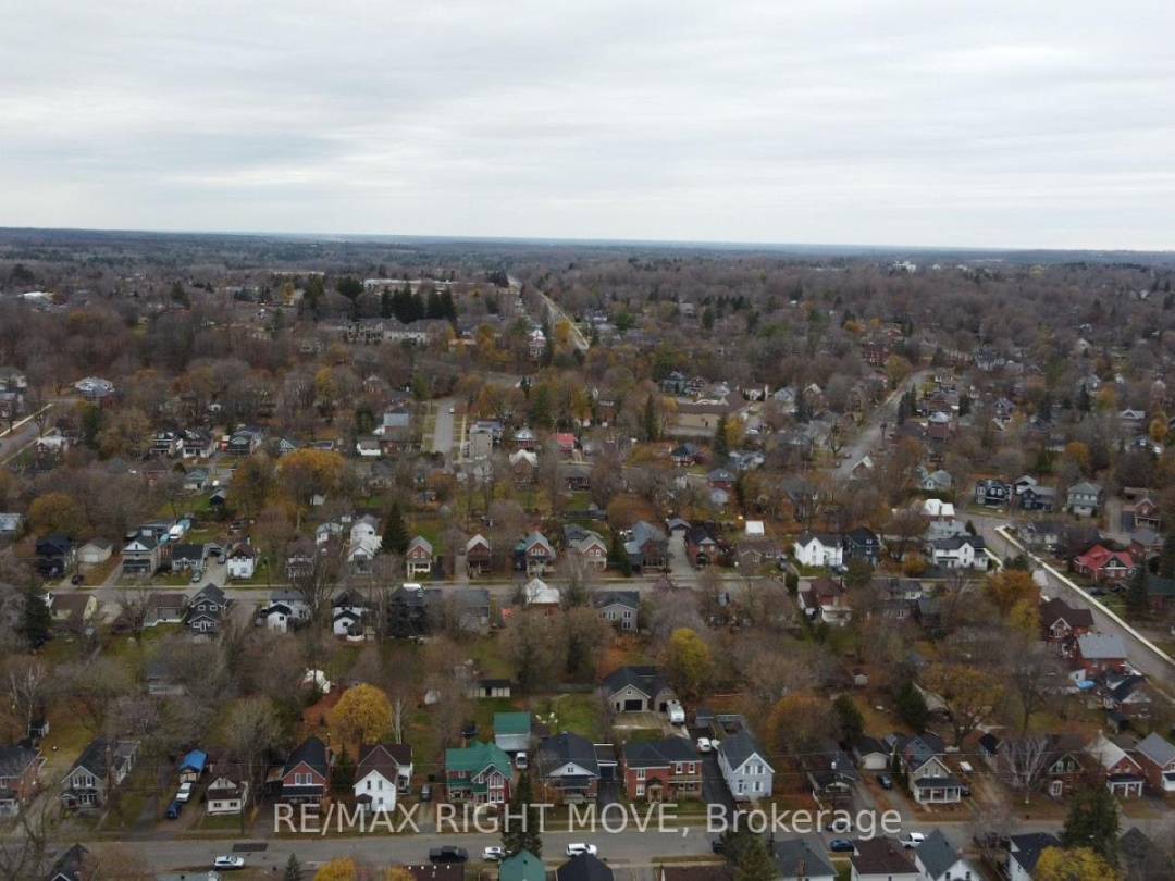 206 MARY STREET, Orillia