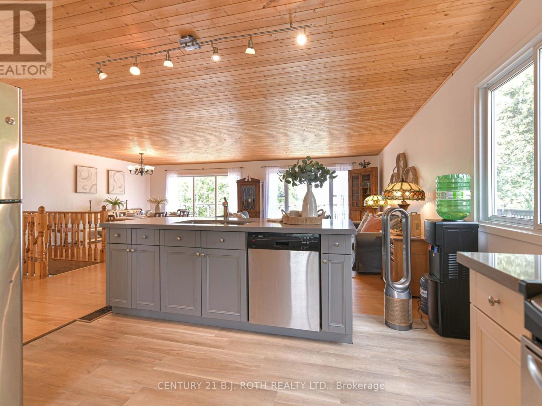 71 CAMPBELL BEACH ROAD, 