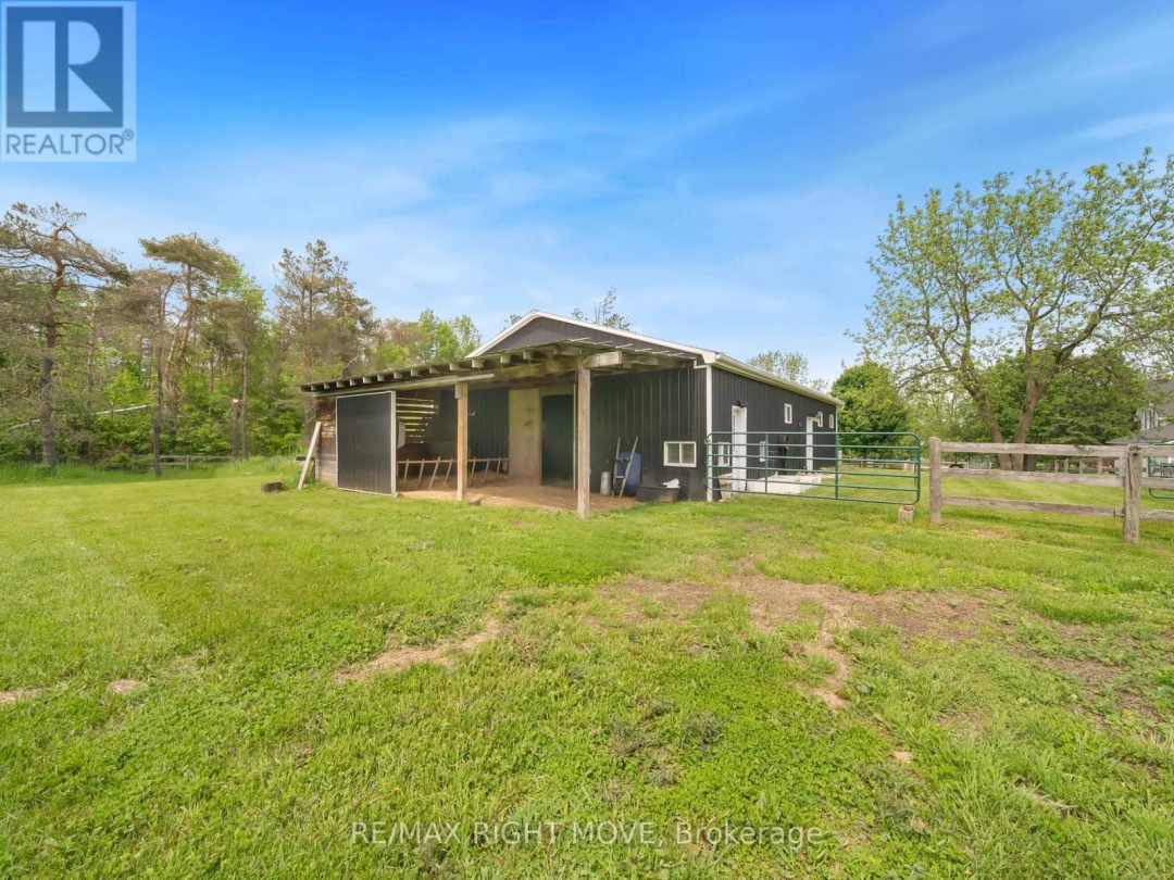 3062 TOWNLINE RR5 TOWNLINE, 