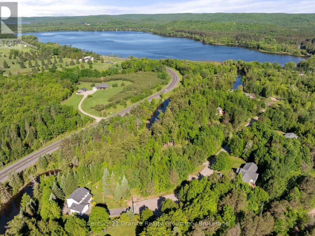 1042 Suburban Court, Gull Lake