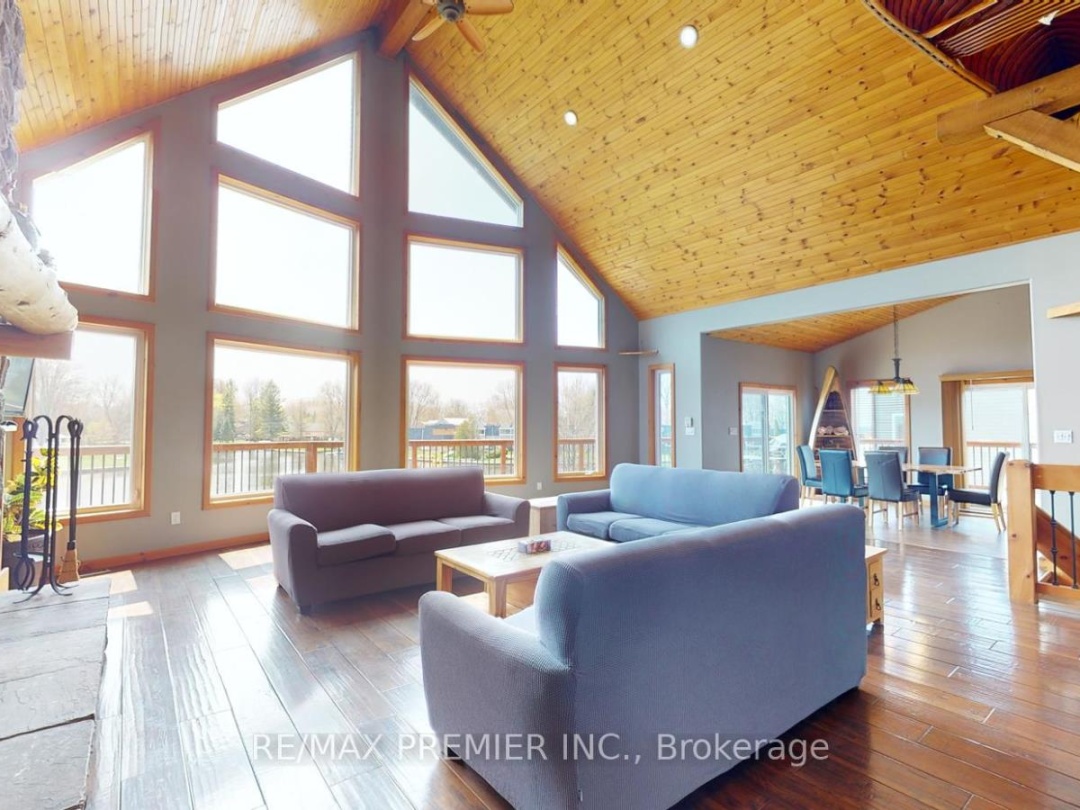 31 PARADISE BOULEVARD, 