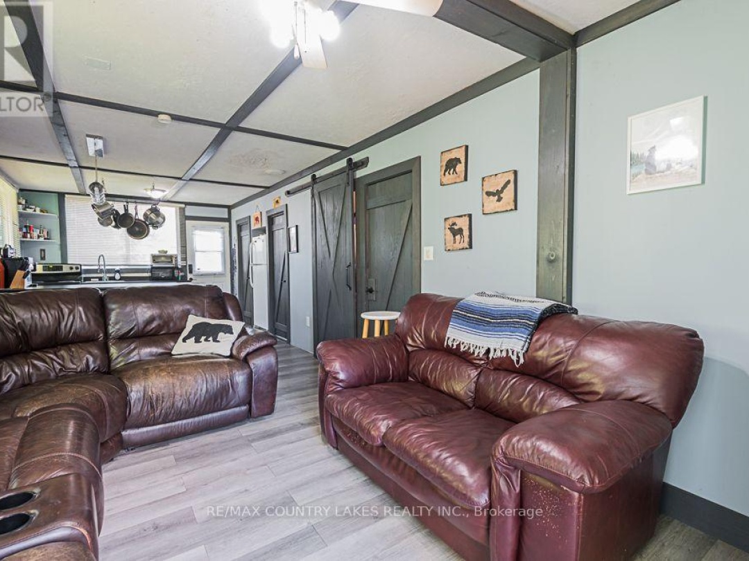 14 Hargrave Road, Mitchell Lake