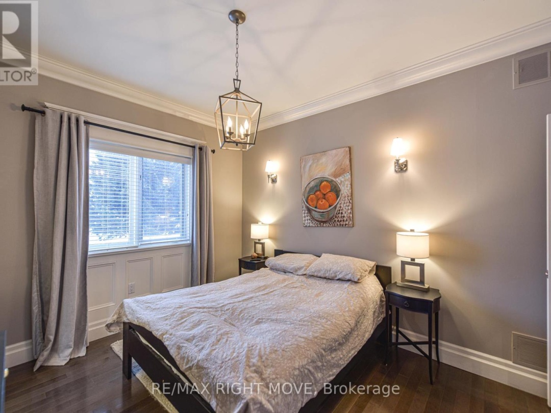 1263 Hawk Ridge Crescent, Severn