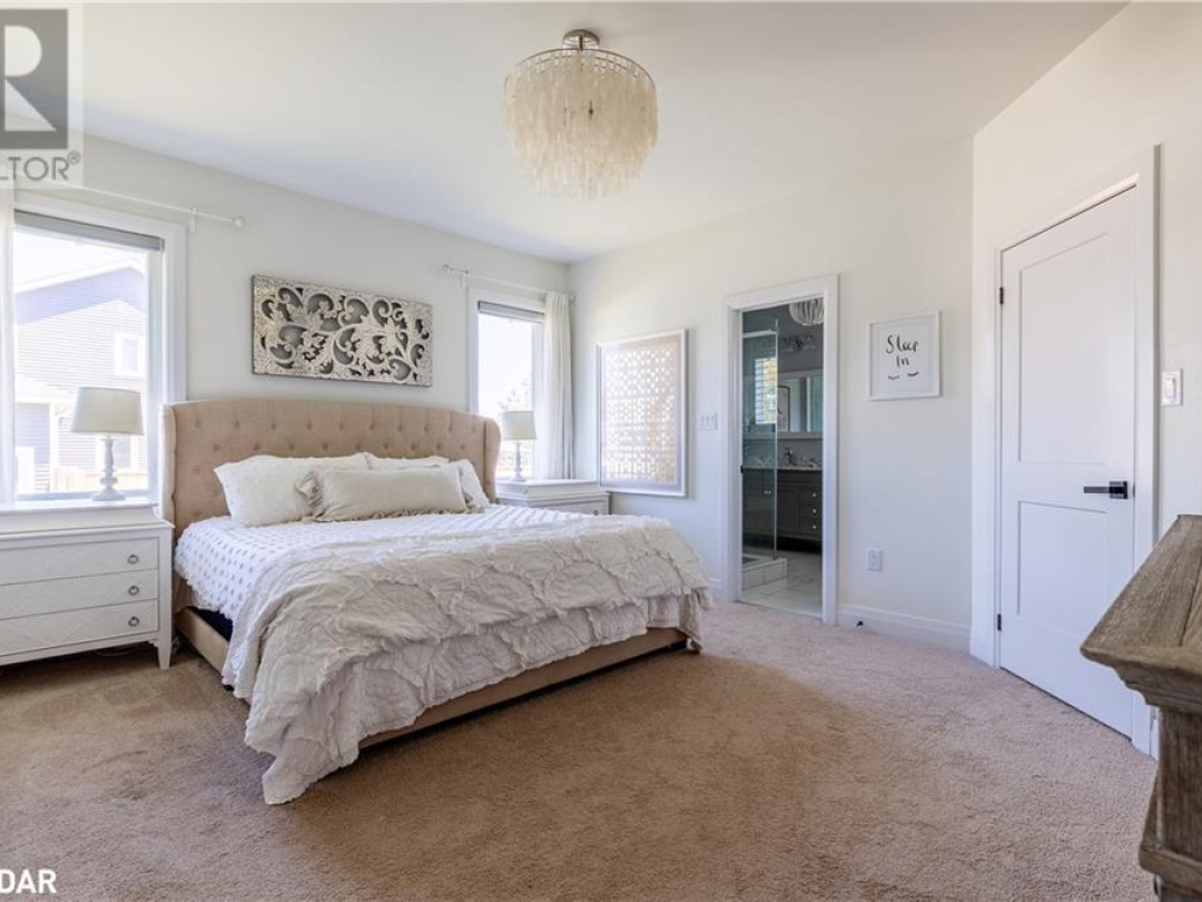 19 Cheslock Crescent, Warminster