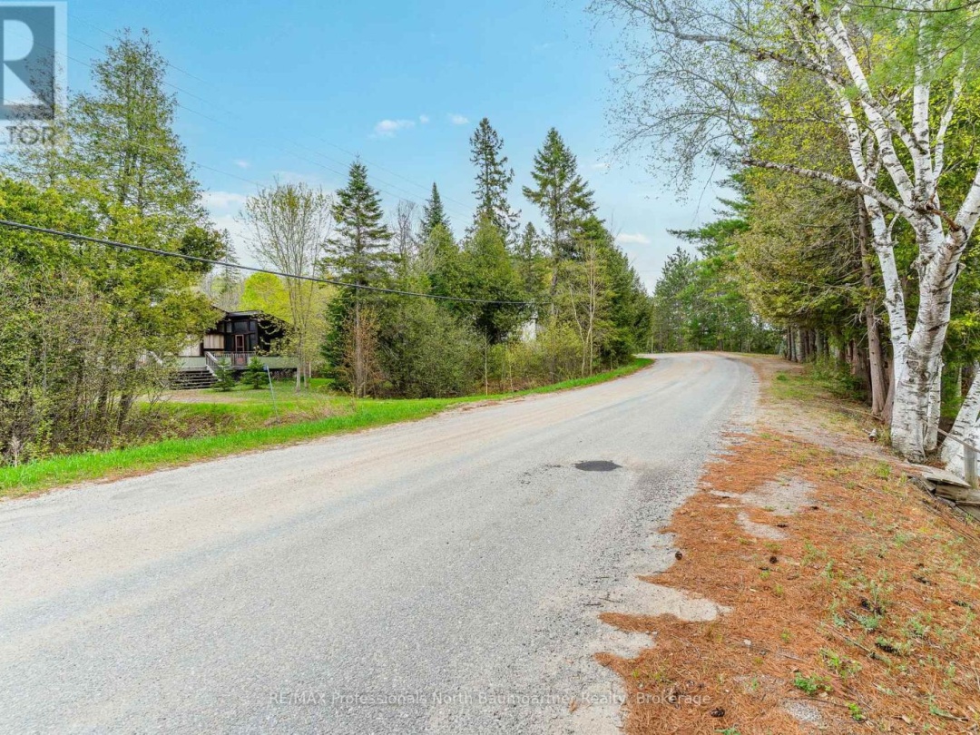 1172 Maebar Road, Twelve Mile Lake