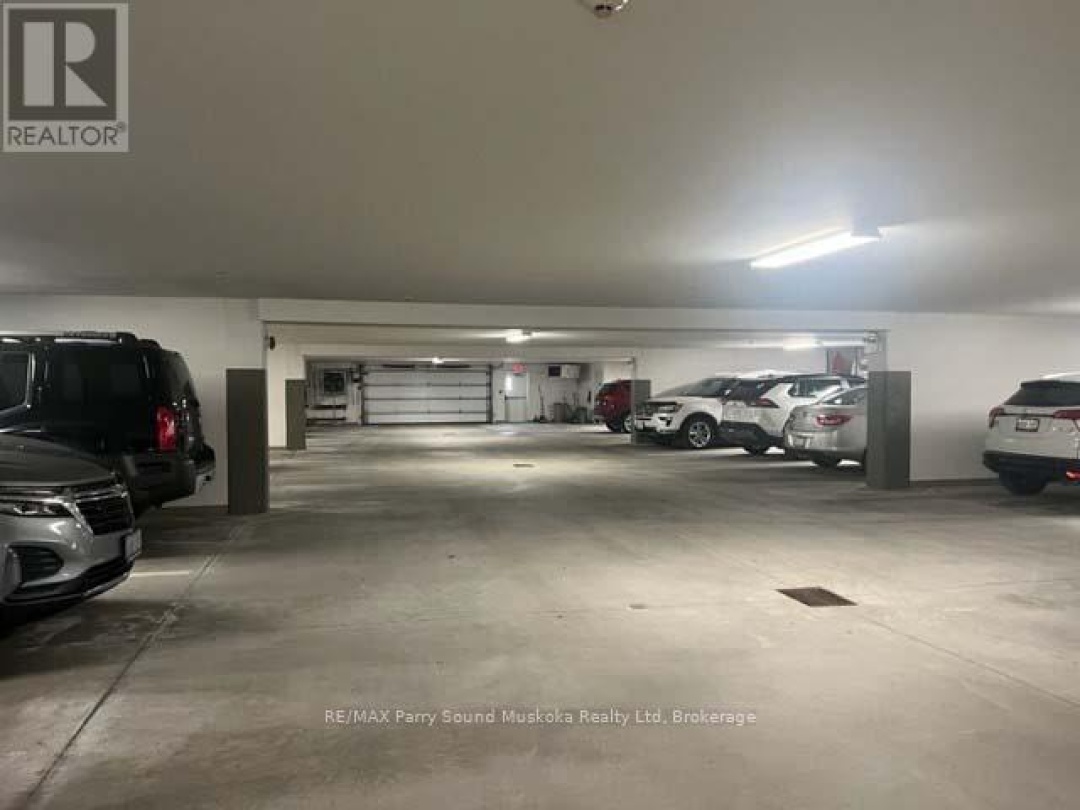 303 - 20D SILVER BIRCH COURT, 