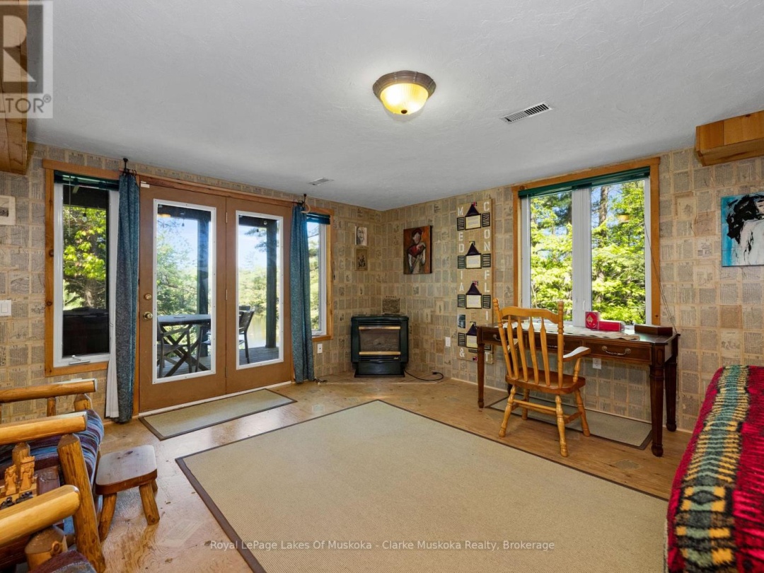 733 Whites Falls Road, Six Mile Lake