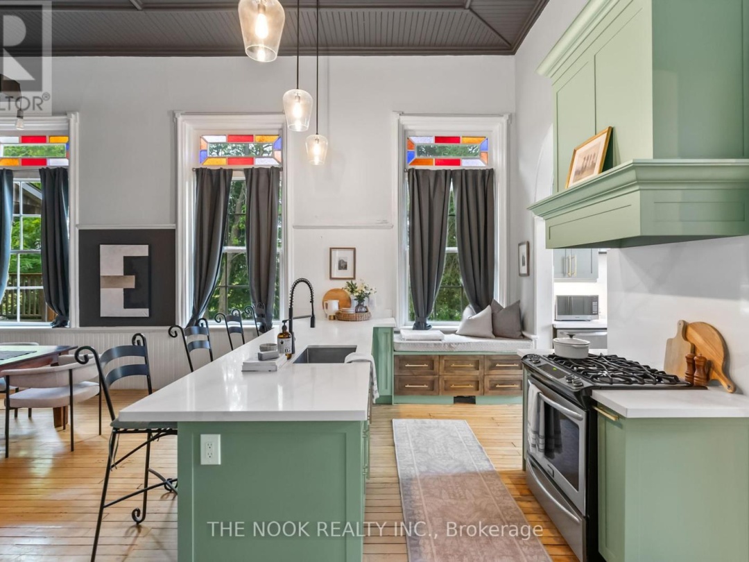 275 VALENTIA ROAD, 