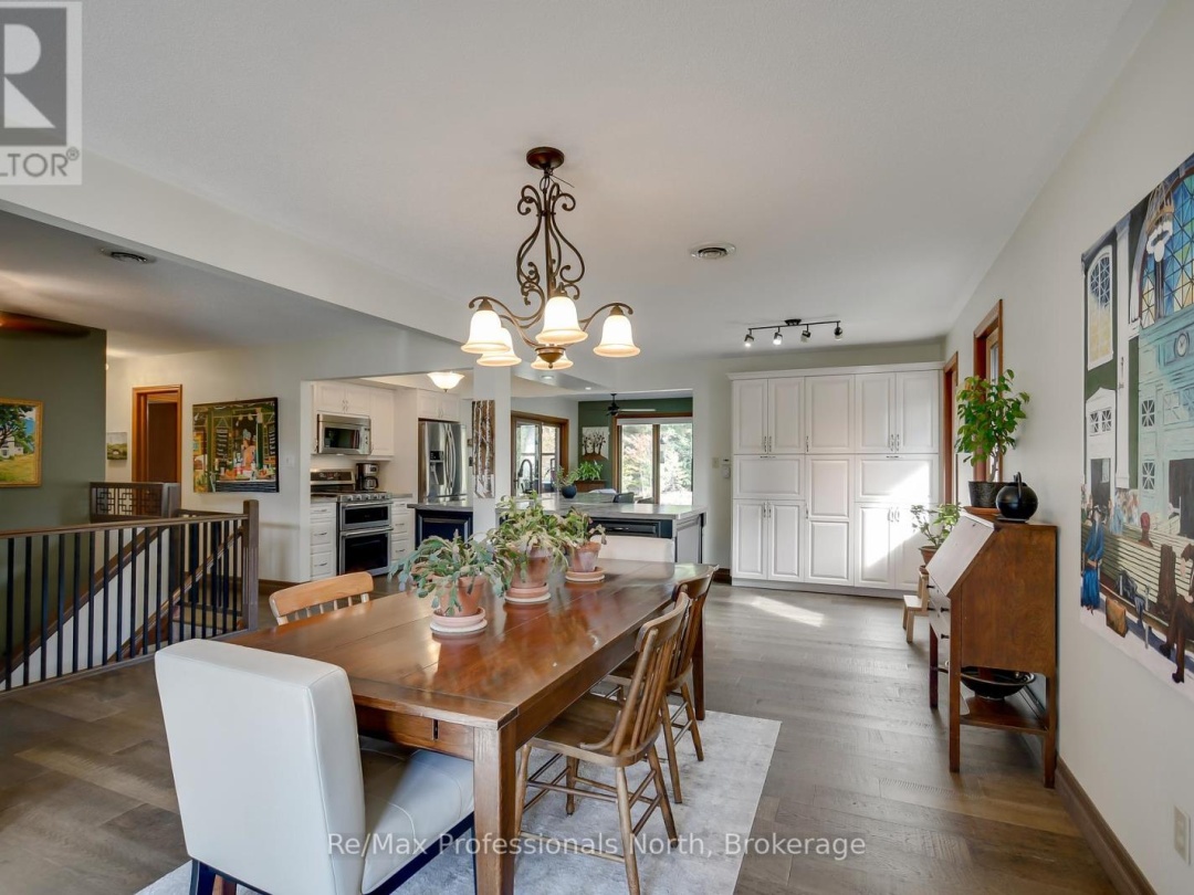 324 Bethune Drive N, Gull Lake