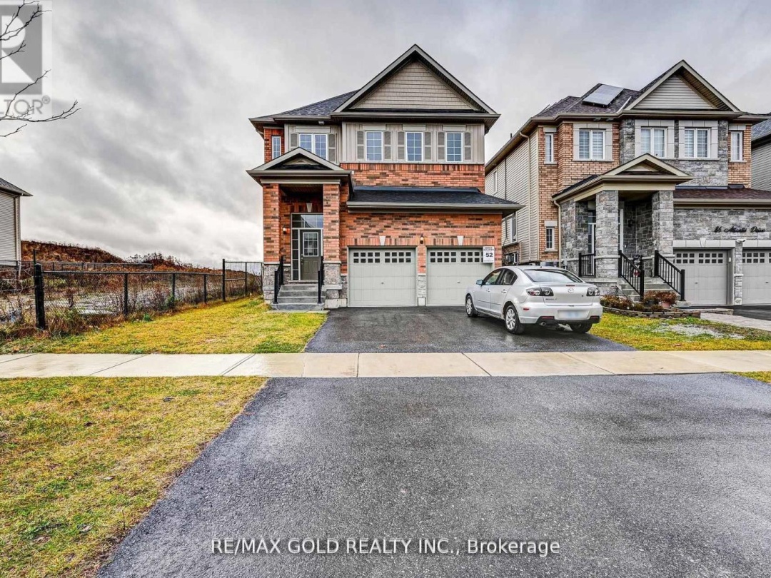 84 Atlantis Drive W, Orillia