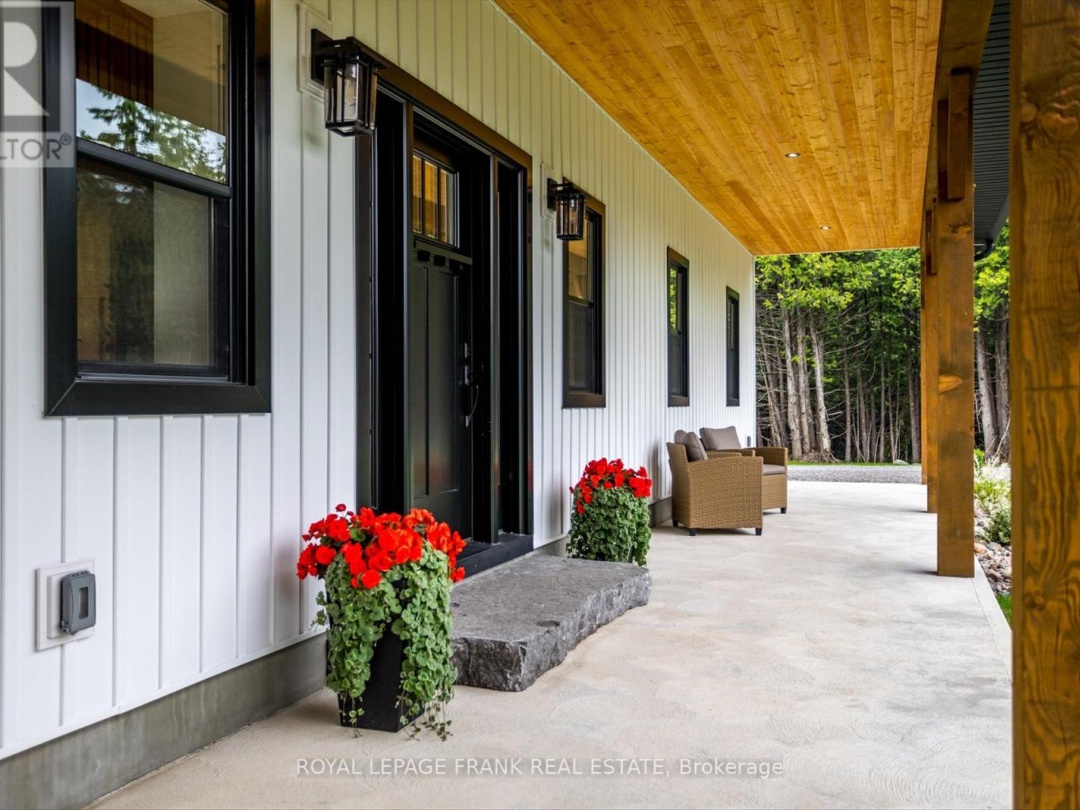 652 County Road 49, Trent Lakes