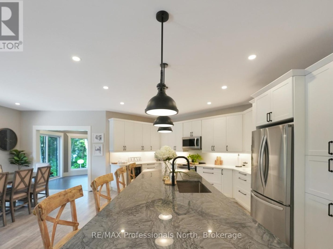 1034 Lone Wolf Crescent, Percy Lake