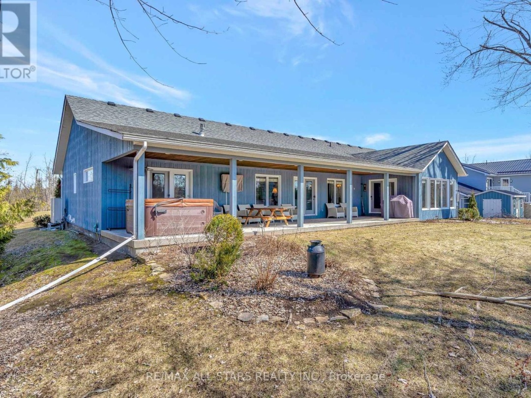 210 Moorings Drive, Burnt Lake