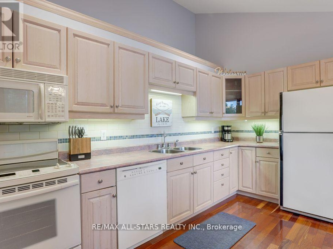 1086 Cameron Lane, Little Cameron Lake