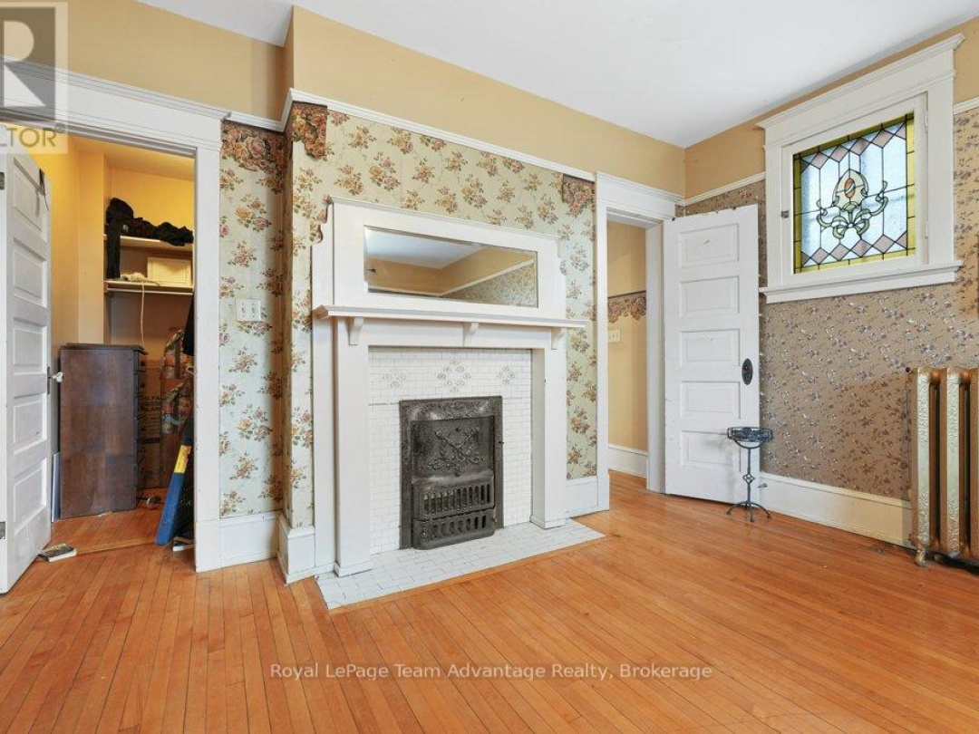 20 Belvedere Avenue, Parry Sound