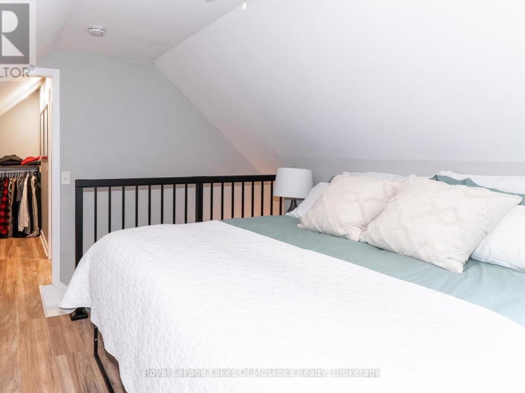 31 FLORENCE STREET W, 