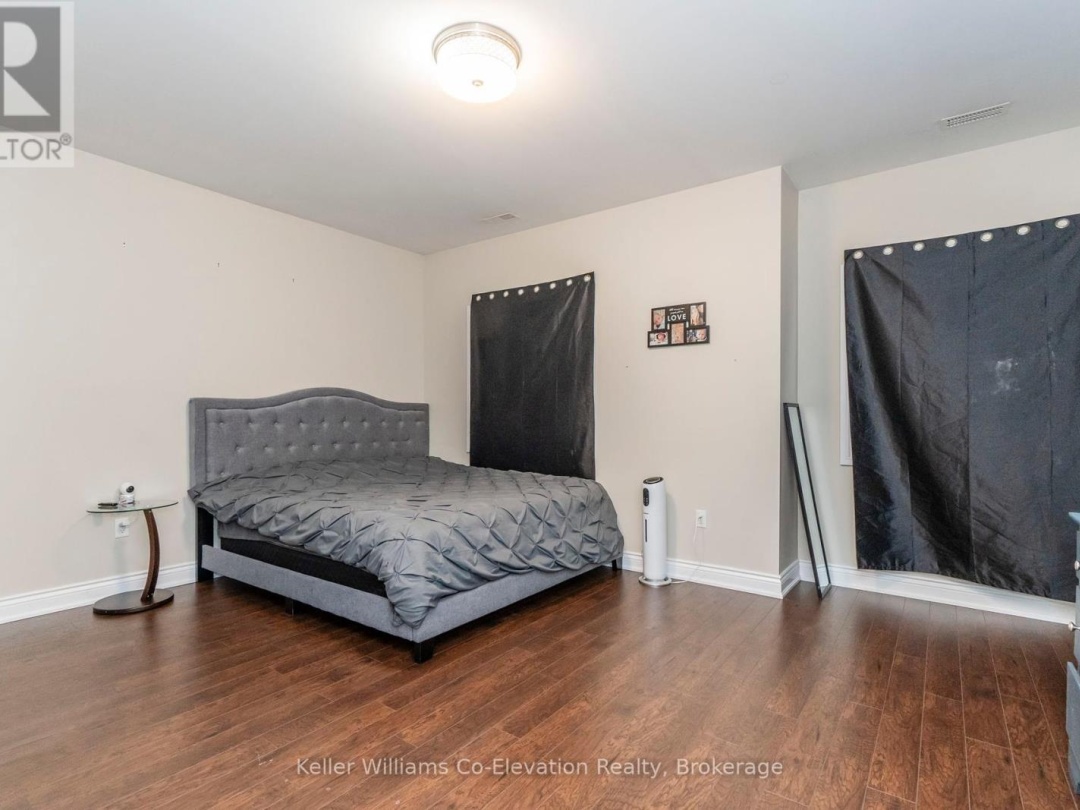 3931 WOOD AVENUE, 