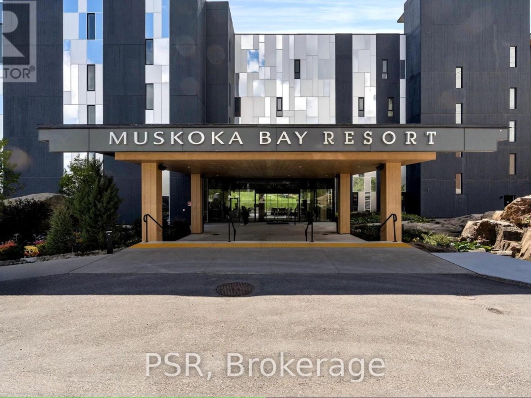 405 - 120 CARRICK TRAIL, 