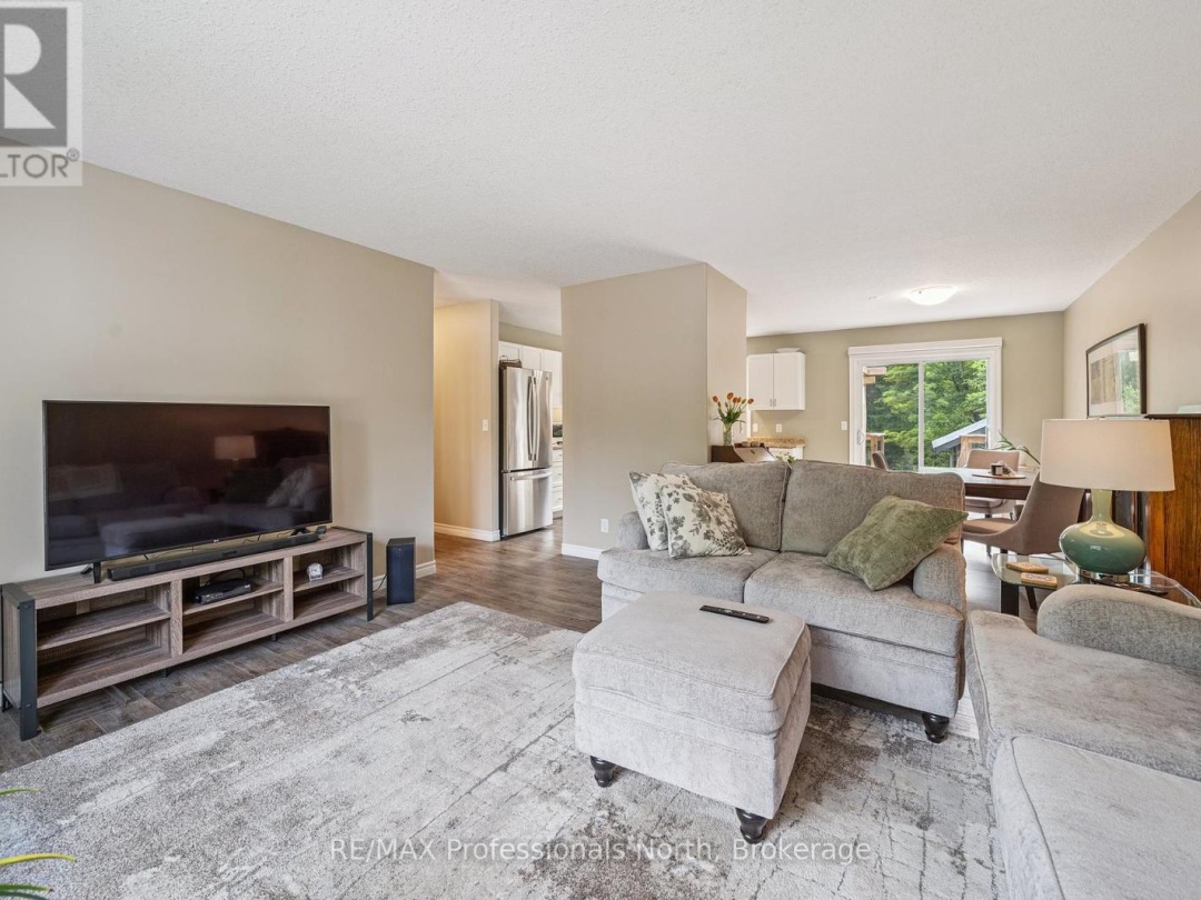 57 YONGE STREET S, 