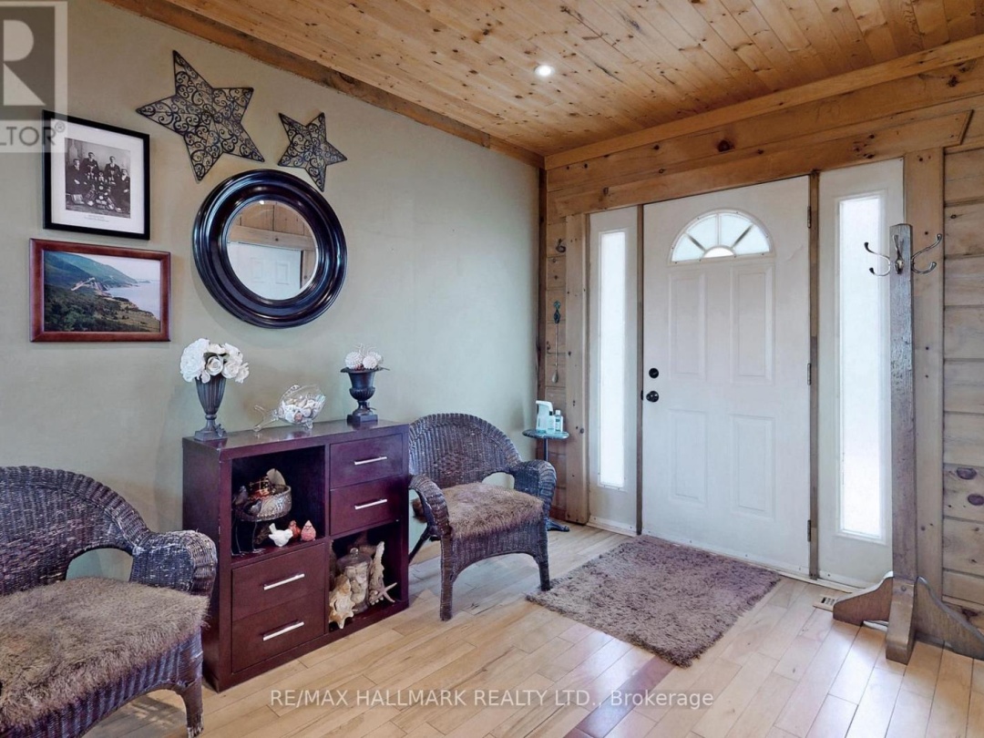 4017 Dalrymple Drive, Dalrymple Lake