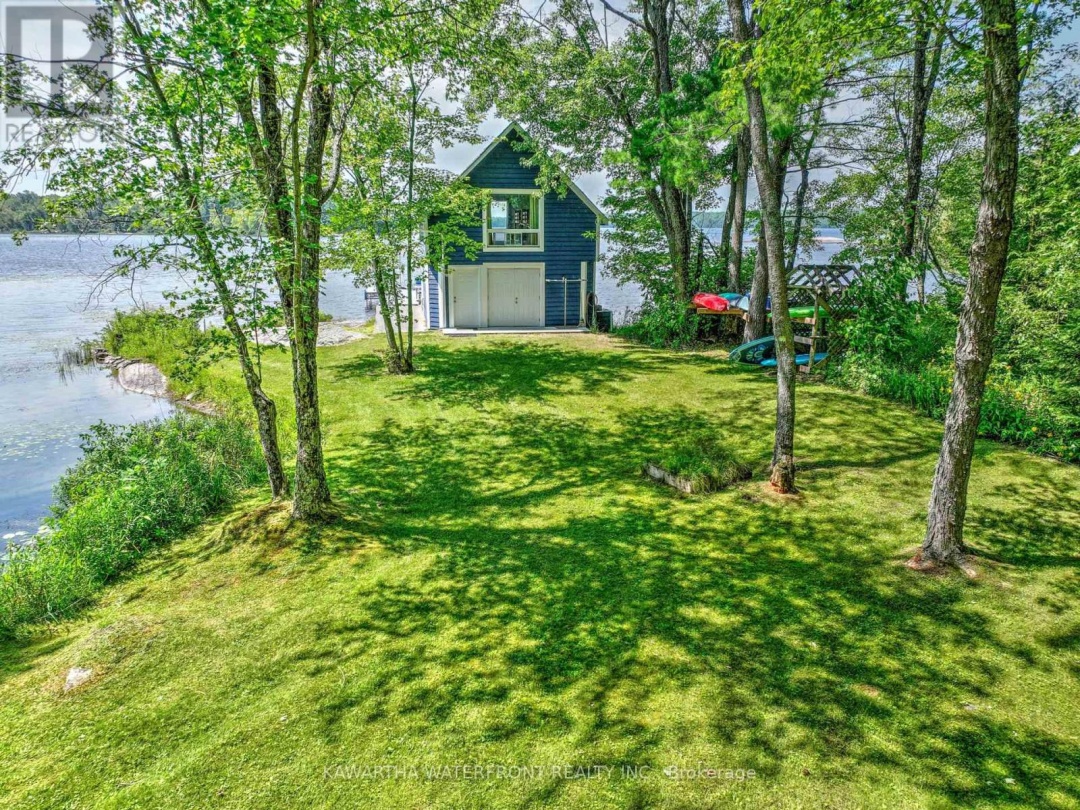 11 Woodworth Drive, Four Mile Lake
