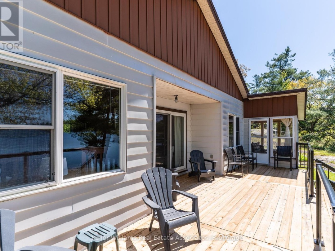Unit 2 1200 North Shore Drive, Gull Lake